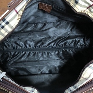 BURBERRY ボストンの画像