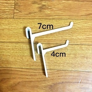 樹脂製ネットフック 白 10本100円の画像
