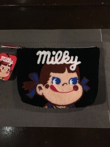 ペコちゃん ミルキー  ポシェット クラッチバック