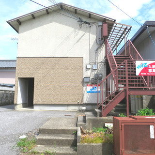 オーナー物件！！１階、満室になりました。２階残り少し、期間限定9月16日迄☆☆初期費用ゼロ円キャンペーン☆☆ロッソ後三条！1Ｋアパート！学生・単身赴任の方におススメ！ペット飼育可能貸室有！洋室・和室仕様！共有スペースあり！ - 不動産