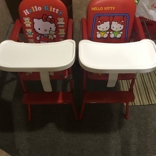 子供用テーブル二脚