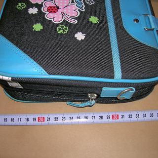 小学生用書道道具バッグと中身一式　未使用サンプル品（筆は付属していません）差し上げます。Aの画像