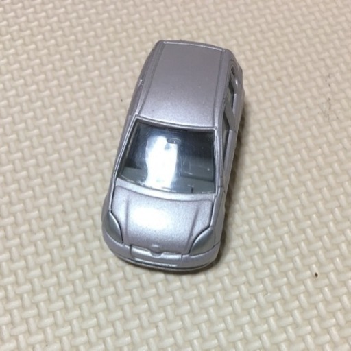 トミカ5台！