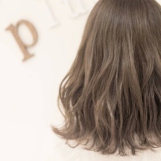 ヘアカラーします(^-^)