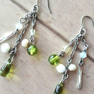 【再々値下げ！50円！】ピアス3点セット 