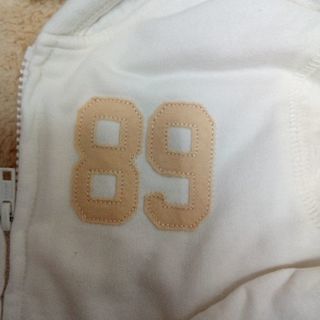 激安❢美品❢有名メーカーパーカー&ジーンズ90サイズ上下セット❢の画像
