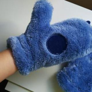 ディズニーランド？シー？で買ったスティッチの手袋の画像