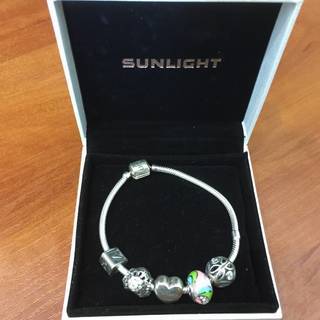 sunlight ブレスレットの画像