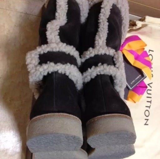 ?ルイヴィトン ムートンブーツ❤️美品