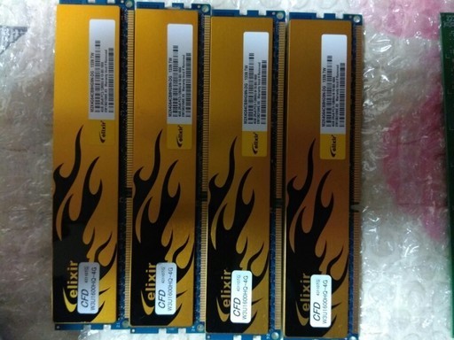 デスクトップメモリーカード 4GB