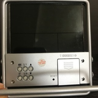 CITIZEN デジタル時計 + もう一つ 美品の画像