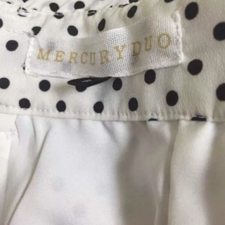 美品！MERCURY DUO ショートパンツ 白 モノトーン キュロットの画像