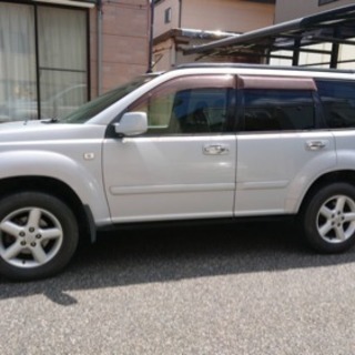 美車 エクストレイル 4WD 地デジナビ 車検長いの画像