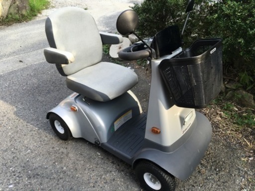 【値下げしました！】【美品】フクシンのセニアカー(バッテリー新品)