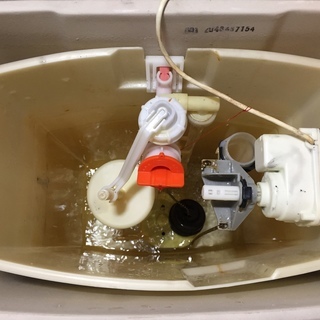 《京都市北区》トイレの水が止まらない・修理業者なら、京都の水道修理専門店で即日修理！ − 京都府