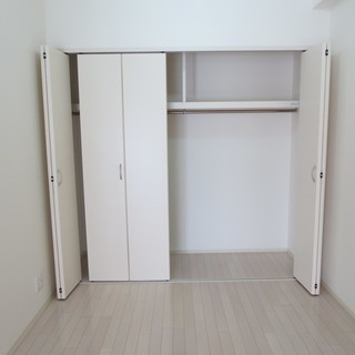 🌟ジモティー限定格安プラン🌟【リーゾエパーネ　別館】5号タイプ！1ＬＤＫタイプ！後から増築された新しい部分をあえて別館と呼ばさせて頂きます！ - 不動産