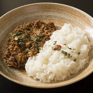 【麻布十番薬膳カレー新海】ランチタイムのキッチンスタッフ募集の画像