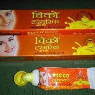 値下げしました。300円。化粧クリームvicco turmeric skin creamの画像