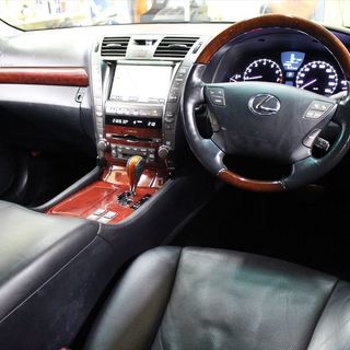【車検２年付】 レクサス LS460 バージョンS Iパッケージ WALDエアロ/WALD21inホイール☆自社ローン・オートローン全国対応の画像
