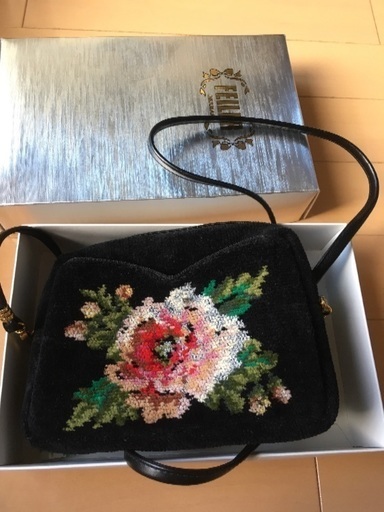 新品未使用　フェイラー   ショルダーバック