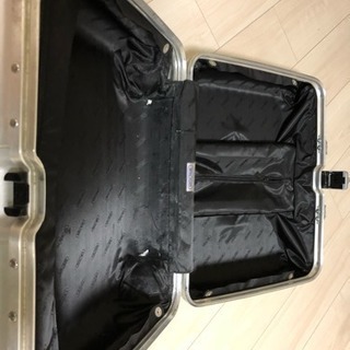 RIMOWAトパーズビジネスローリー26ℓ 1、2泊用スーツケース使用感ありの画像