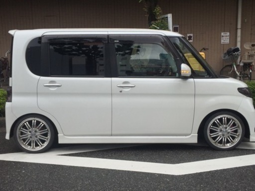 タントカスタム アルミホイール