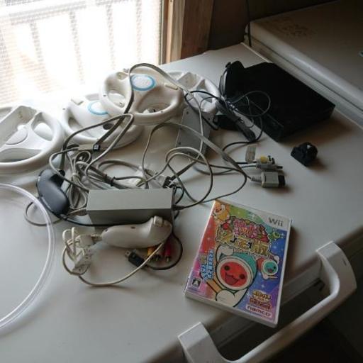 Wiiとガラステーブルのセット