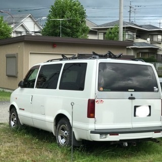 シボレー アストロ ディーラー車の画像