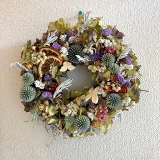受注制作瑠璃玉アザミのボタニカルリース
