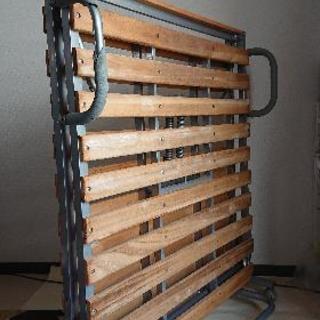 ★シングル折り畳みすのこベッドの画像