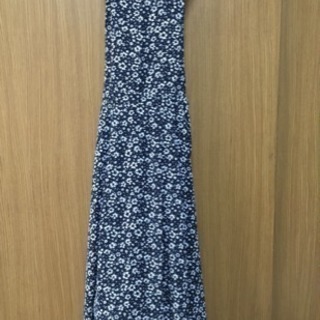 【お値下げ中】大人気⭐︎ローリーズファーム⭐︎花柄ロングワンピース⭐︎ネイビーの画像