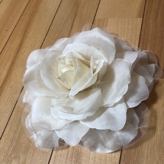 薔薇のヘアアクセ