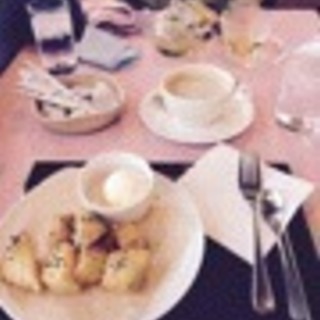 カフェ友達 募集20〜30歳くらいの方 - 新宿区