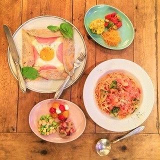 goute cafeカフェスタッフ募集。四ツ橋駅より徒歩３分！の画像