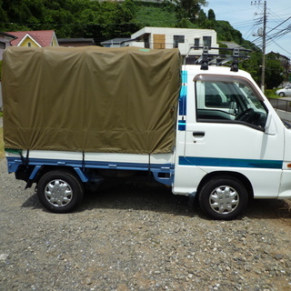 平成１６年　サンバートラック幌付　軽トラ　5MT　車検長く３２年４月　早い者勝ち　なんと７万円　諸経費込１０万円　タイヤ新品交換済の画像