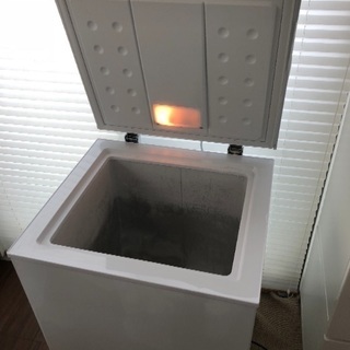 【極美品】冷凍ストッカー 100ℓ 購入7月！上開き・冷凍強弱調節ありの画像