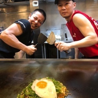 時給900円～　お好み焼でお腹もココロも暖かく！ちんちくりんでバイトしてみませんか？の画像