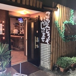 キッチン、接客、調理の画像