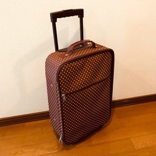 【コンパクトSサイズ★軽量キャリーバッグ】ドット柄が可愛い♫