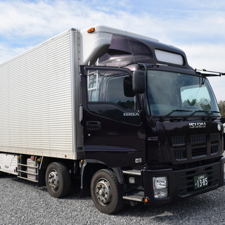 10t トラックドライバー