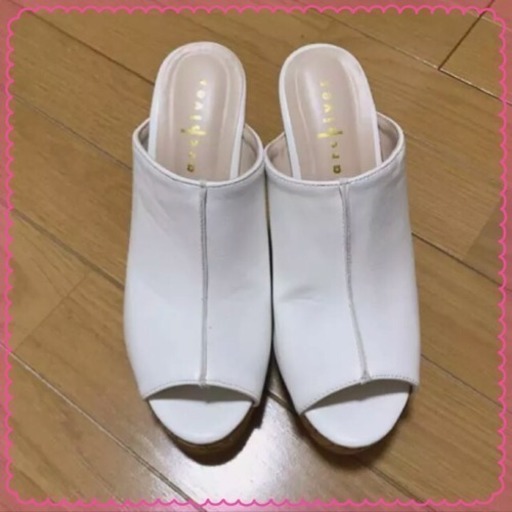 未使用近い 厚底サンダル