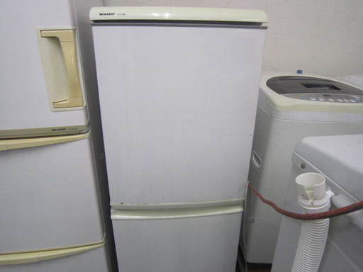 シャープ　SJ-S14K－EW 冷蔵庫135L　２００７年製