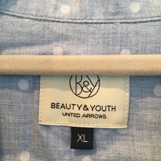 BEAUTY&YOUTH半袖シャツの画像