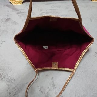 【美品】ベトナム産 トートバッグの画像