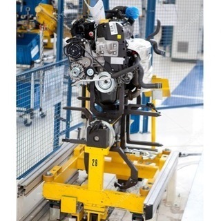 エンジン組み立て-梱包作業の画像