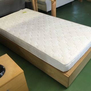 値下げしました！現状品！シングルベッド ヘッドボードレス マットレス付き ベッド シングル マットレス 木製 ウッド 引出あり 