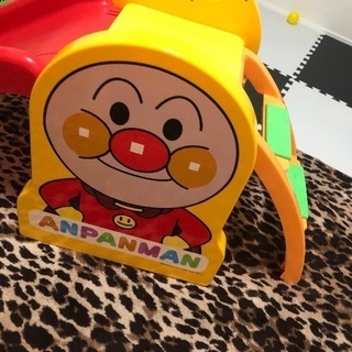 アンパンマン滑り台！ほぼ新品の画像