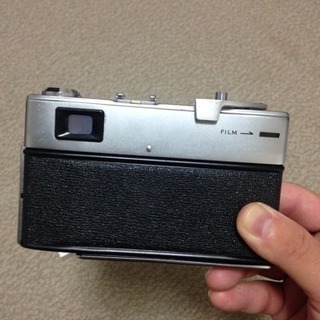 家にあったレトロなカメラの画像