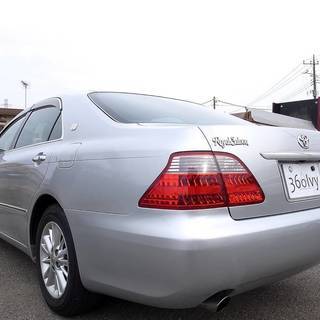 商談中 車検平成30年12月まで 後期型 クラウン ロイヤルサルーン 純HDDナビ 純ETC キセノン スマートキー プッシュS 純16AW Bモニター Pシートの画像