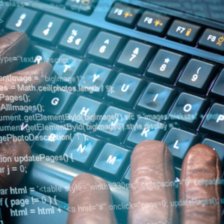 【急募】　ＨＰ制作できる方